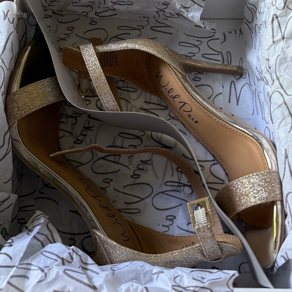 Gold glitter stilettos